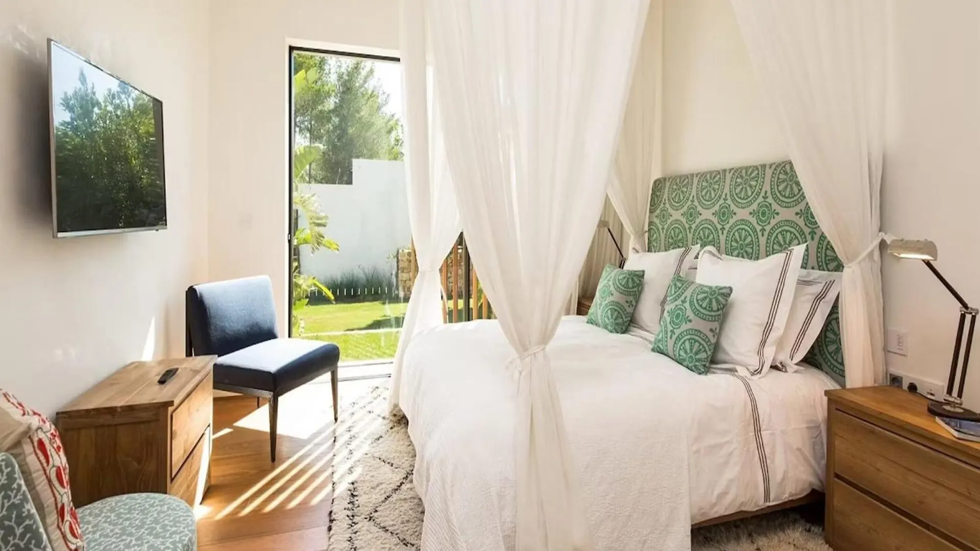 Modern Villa With Hot Tub Sant Josep de sa Talaia